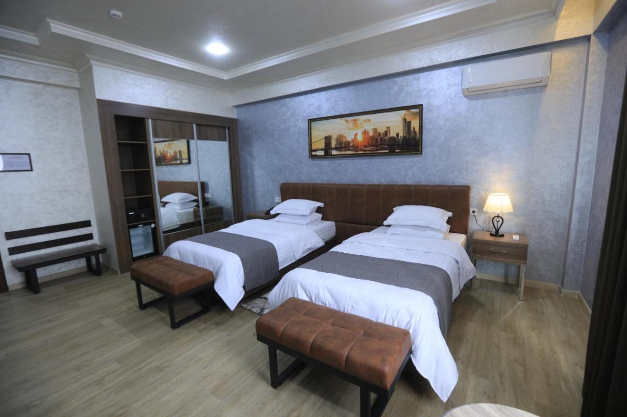 Chlnor Hotel Andijan Exteriér fotografie