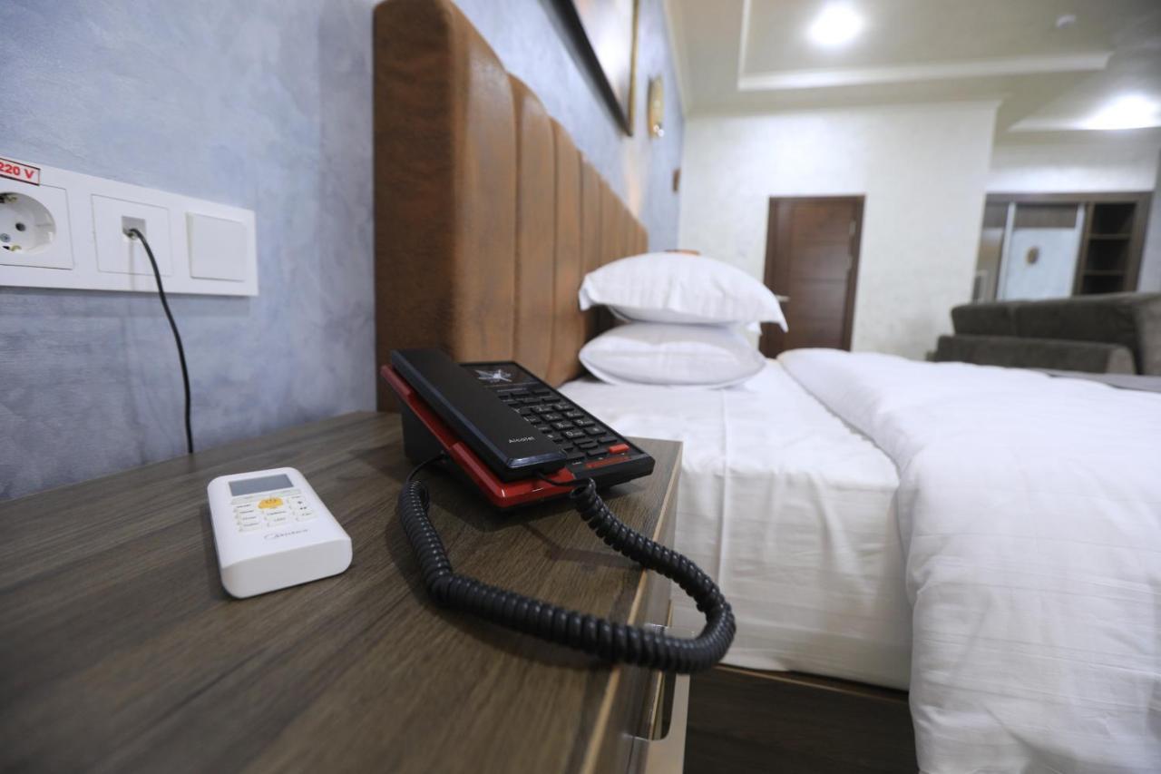 Chlnor Hotel Andijan Exteriér fotografie