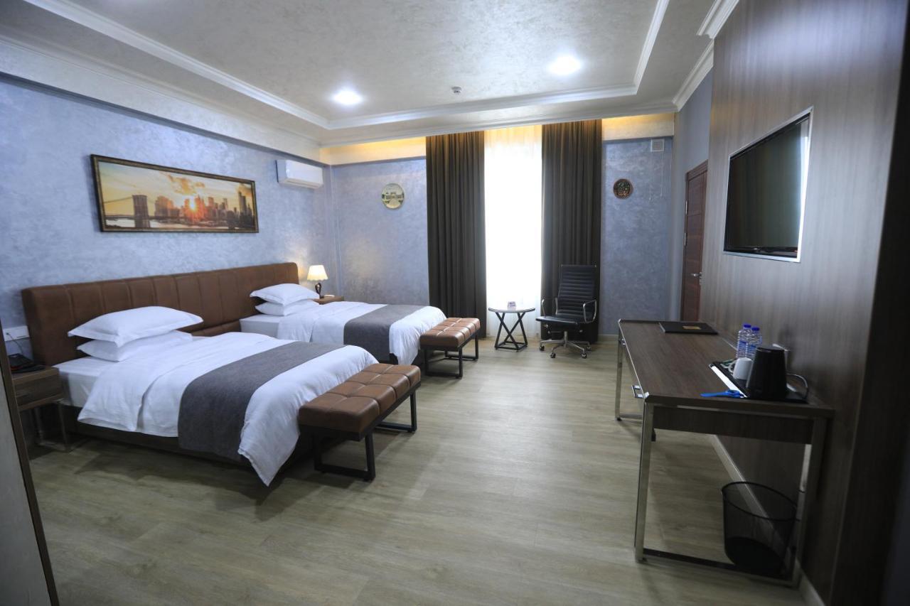 Chlnor Hotel Andijan Exteriér fotografie