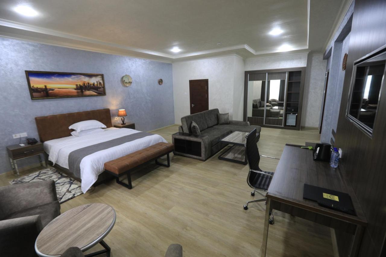 Chlnor Hotel Andijan Exteriér fotografie